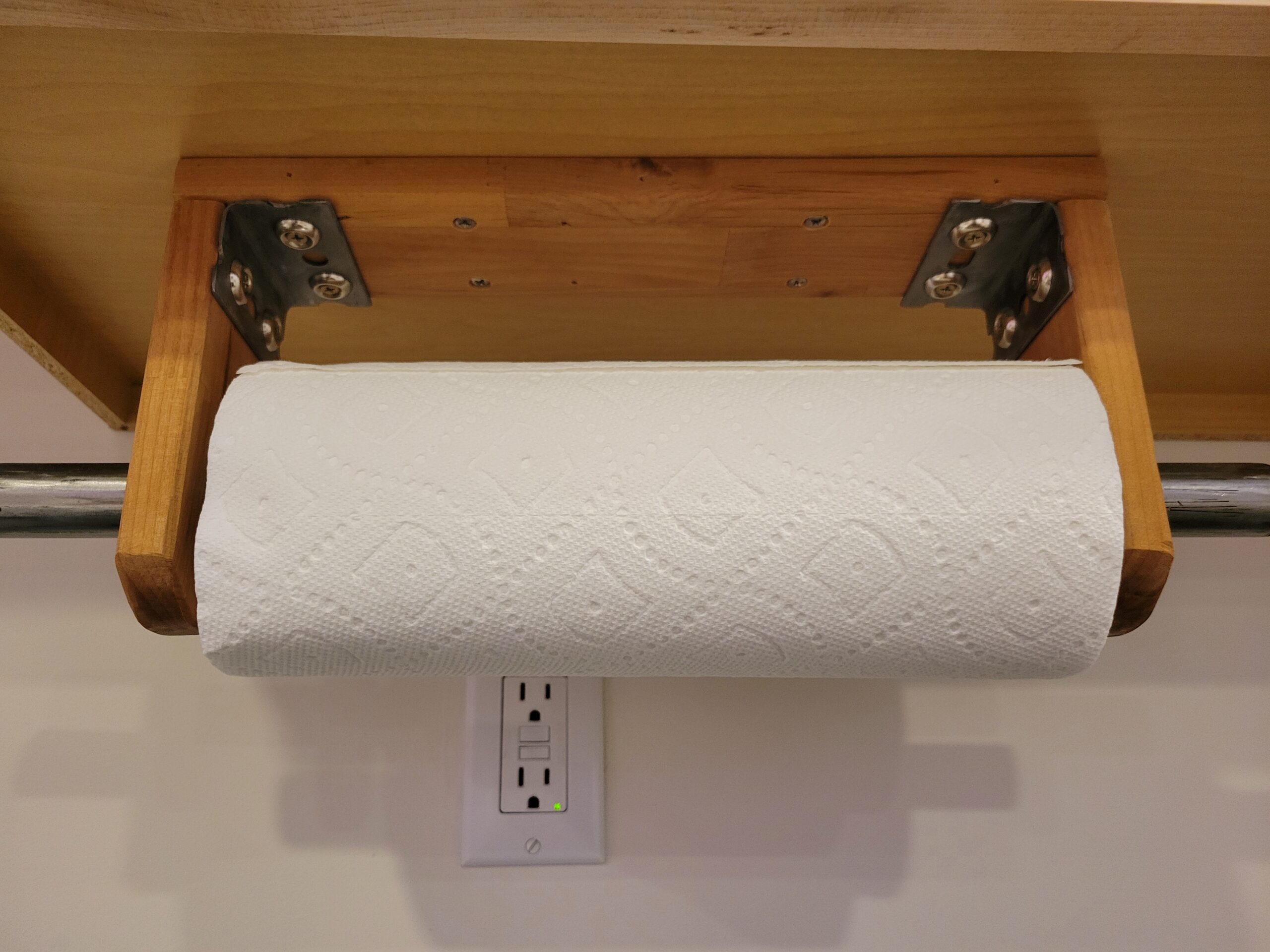 Paper towel holder